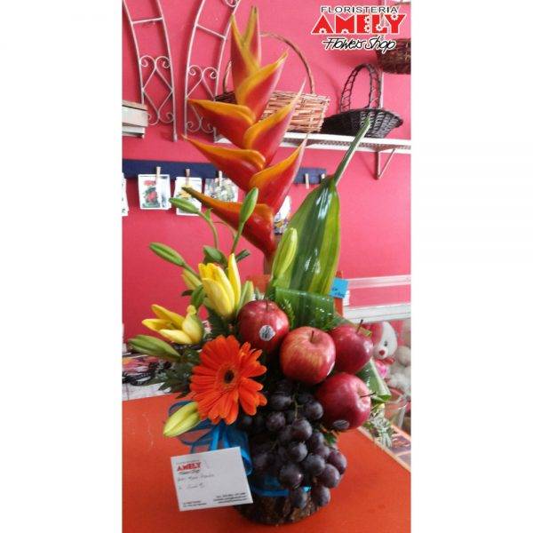 Frutas con Flores Tropicales